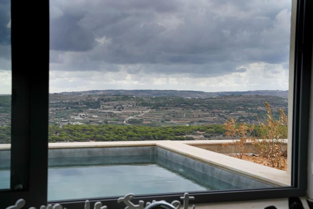 Lux Sea&Country Views With Pool Apartman Mellieħa Kültér fotó