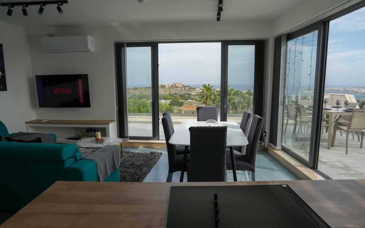 Lux Sea&Country Views With Pool Apartman Mellieħa Kültér fotó